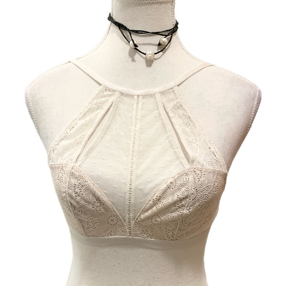Victoria’s Secret Floral Lace Halter Crop Bralette top in White Size S - Picture 2 of 4